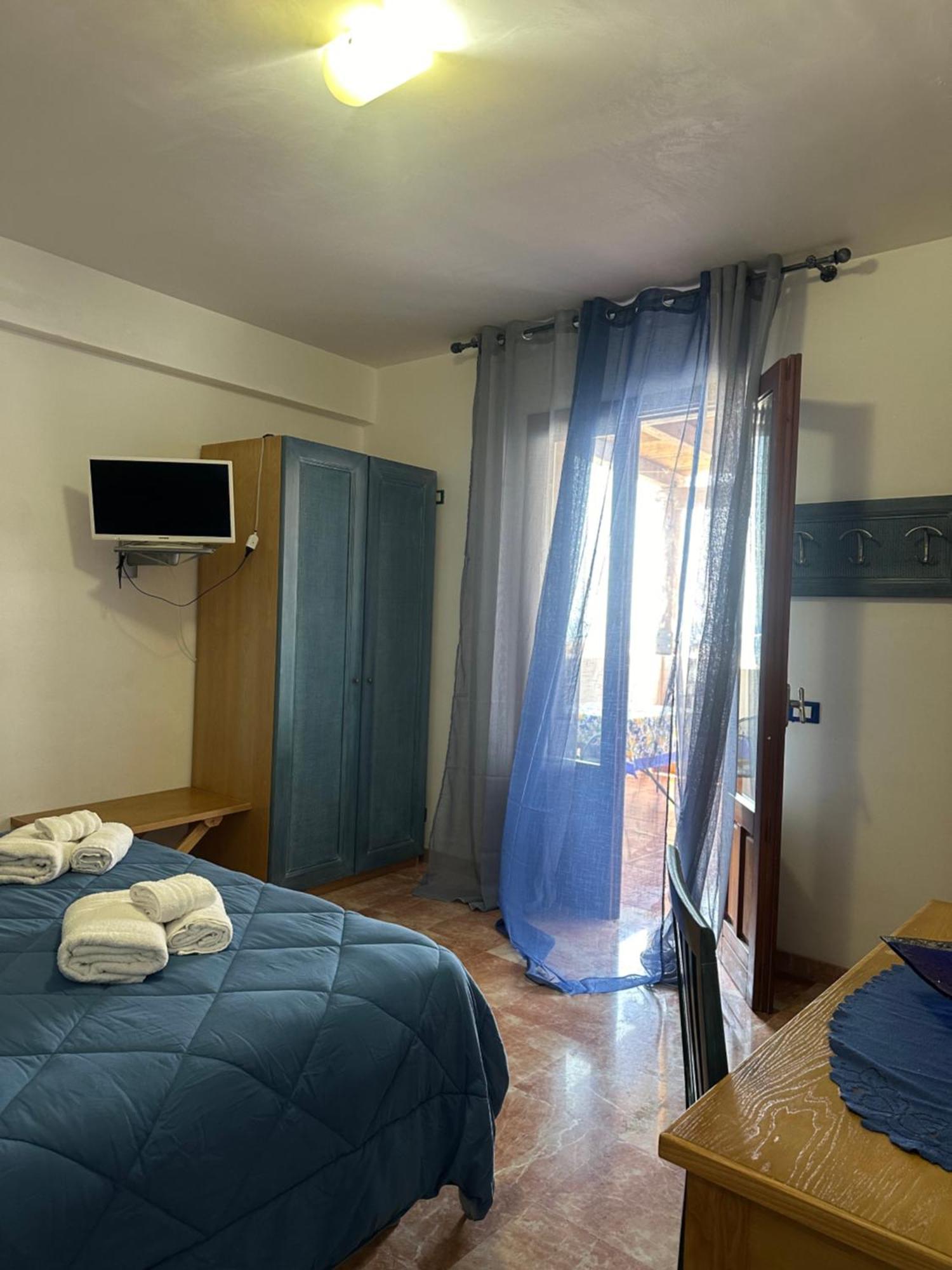 Hotel Isoladelmiele Marettimo Esterno foto