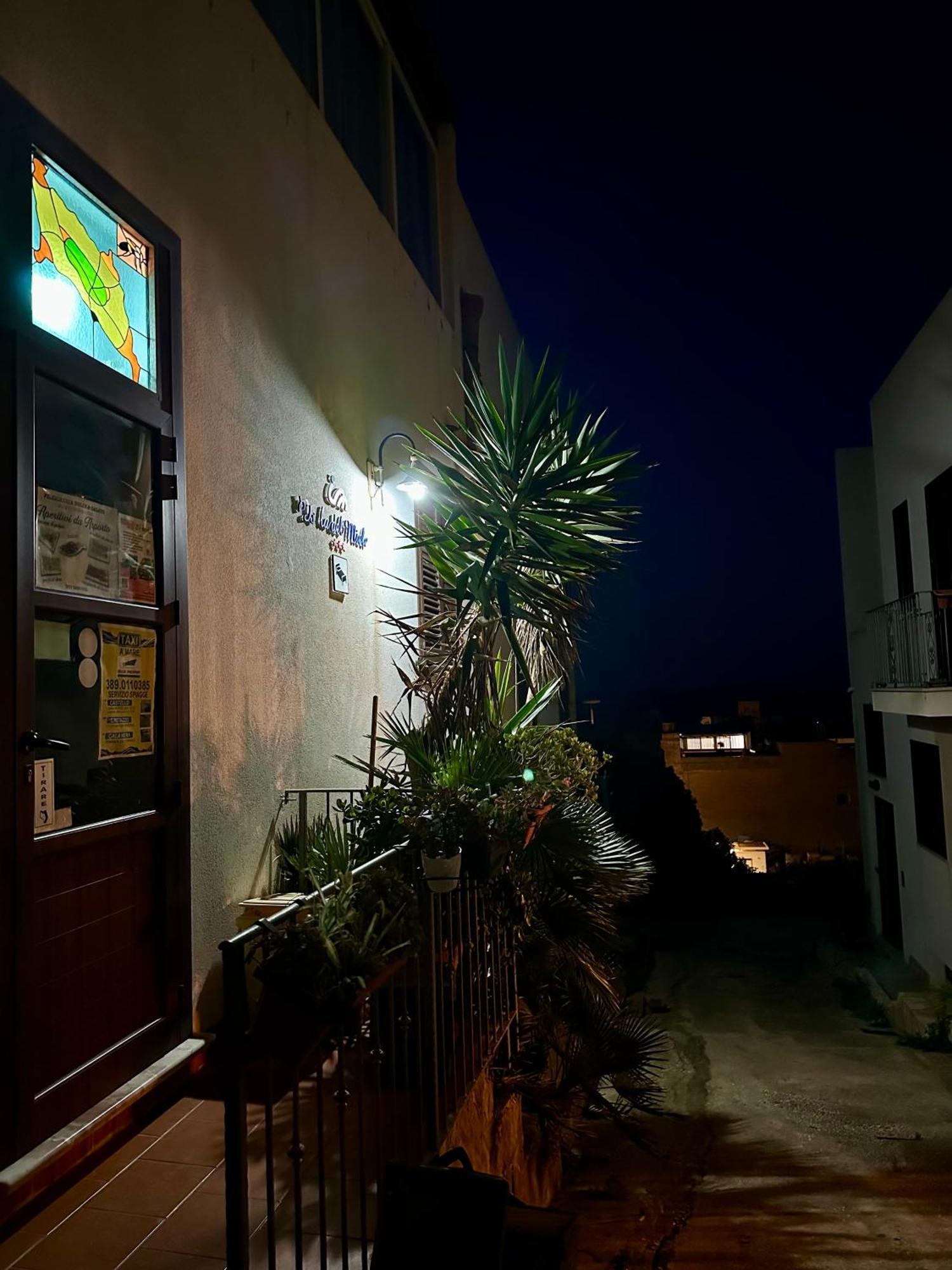 Hotel Isoladelmiele Marettimo Esterno foto
